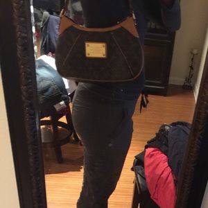 💯Louis Vuitton Monogram Canvas Thames PM